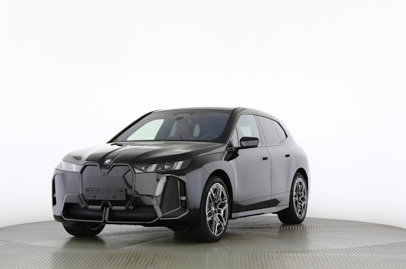 BMW iX xDrive60 0 BMW iX xDrive60 0