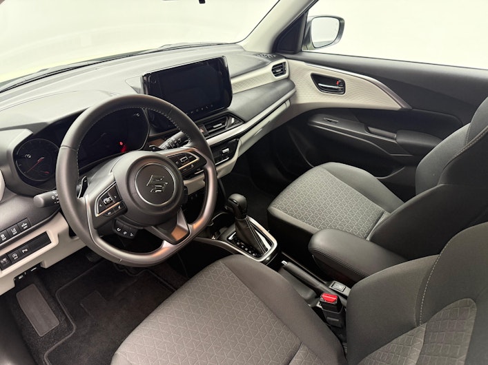 Vehicle image SUZUKI SWIFT