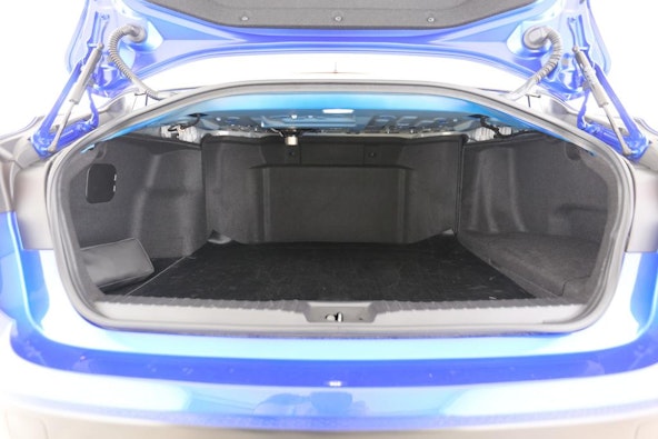 Vehicle image 9 Vehicle image 9