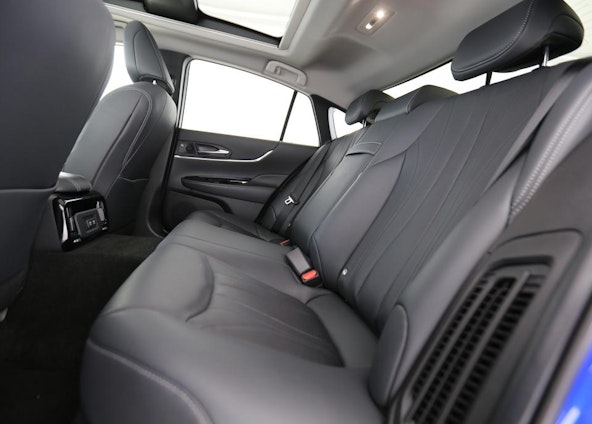 Vehicle image 7 Vehicle image 7