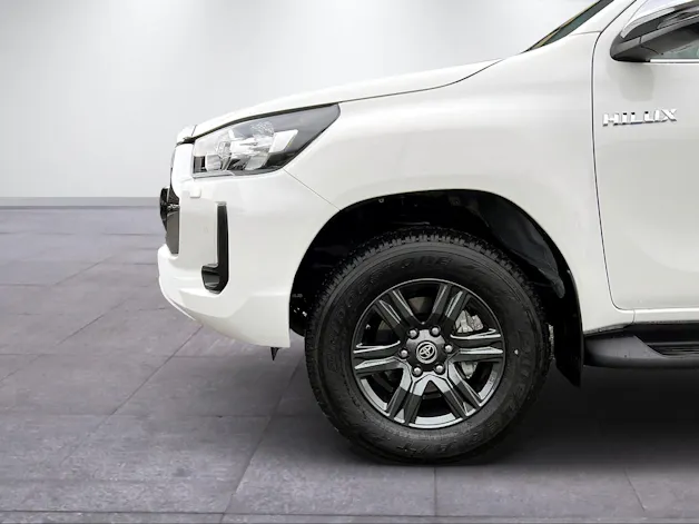 Toyota Hilux Double Cab.-Pick-up 2.8 D-4D 204 Style MHEV