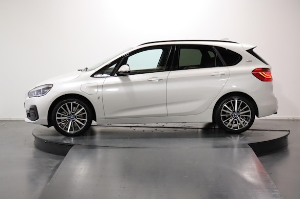 BMW 225xe Active Tourer 1