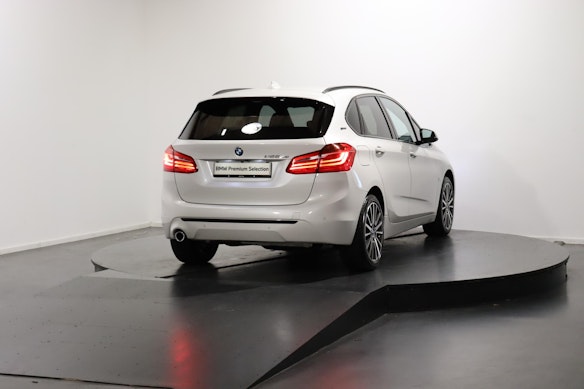 BMW 225xe Active Tourer 3