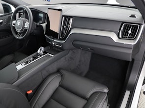 Vehicle image VOLVO XC60 2.0 T8 TE Black Edition eAWD