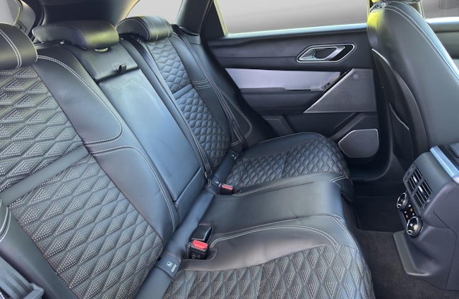 Vehicle image 14 Vehicle image 14