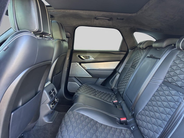 Vehicle image LAND ROVER RANGE ROVER VELAR