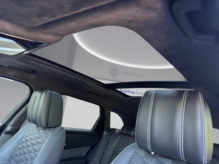 Vehicle image LAND ROVER RANGE ROVER VELAR