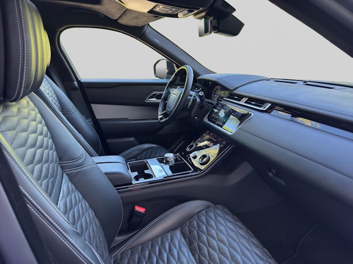 Vehicle image LAND ROVER RANGE ROVER VELAR