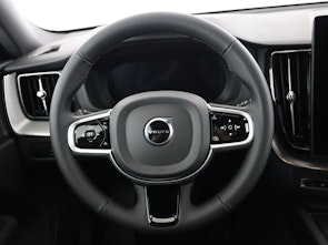 Vehicle image VOLVO XC60 2.0 T8 TE Black Edition eAWD