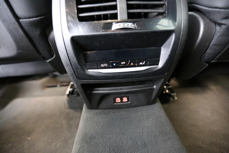 Vehicle image BMW X3