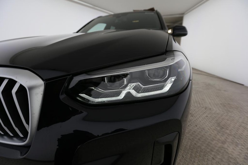 Vehicle image BMW X3