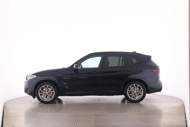 Vehicle image BMW X3