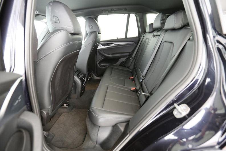 Vehicle image BMW X3