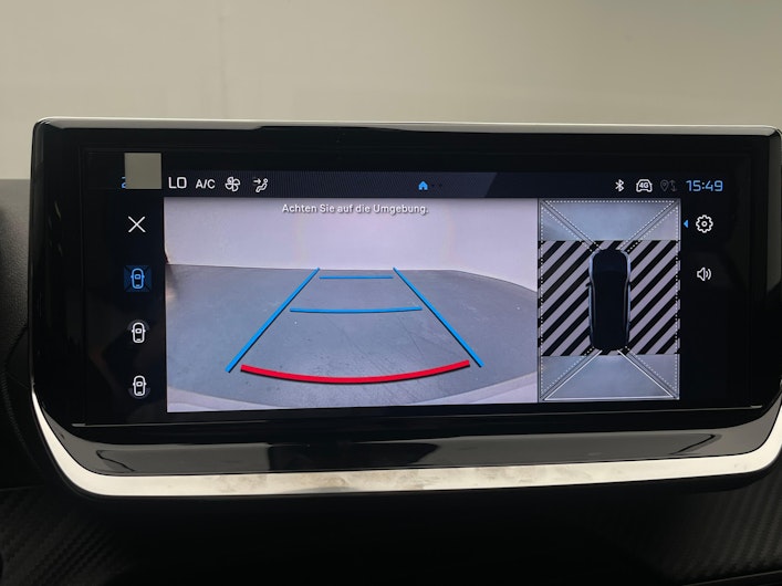 Vehicle image PEUGEOT 2008