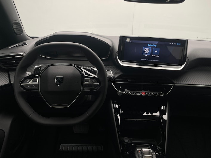 Vehicle image PEUGEOT 2008