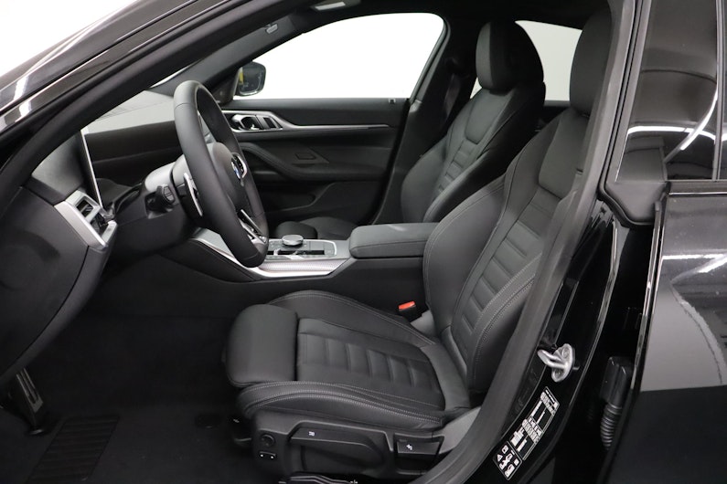 Vehicle image BMW 4 SERIES