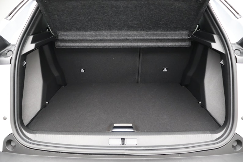 Vehicle image PEUGEOT 2008