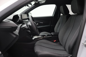 Vehicle image PEUGEOT 2008 1.2 Hybrid Allure Premium
