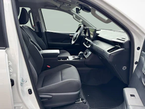 https://vehicle.imgix.net/3863811/d695074d-a629-4fc2-8834-2e3bb323fc51.jpg