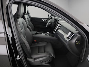 Vehicle image VOLVO XC60 2.0 T8 TE Black Edition eAWD