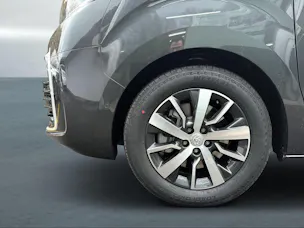 Toyota PROACE Verso L1 2.2 D Trend