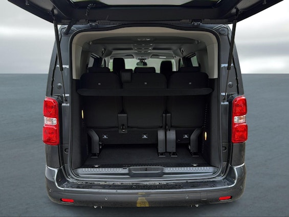 Vehicle image 10 Vehicle image 10