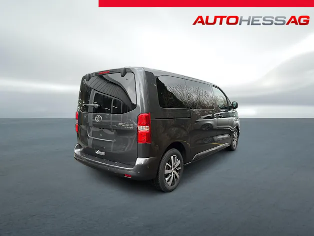 Toyota PROACE Verso L1 2.2 D Trend