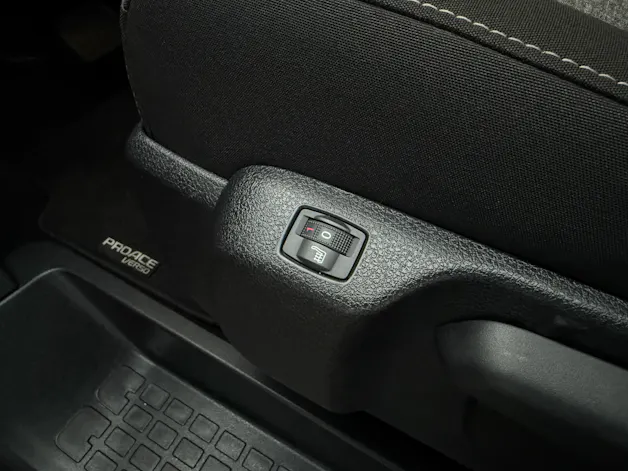 Toyota PROACE Verso L1 2.2 D Trend