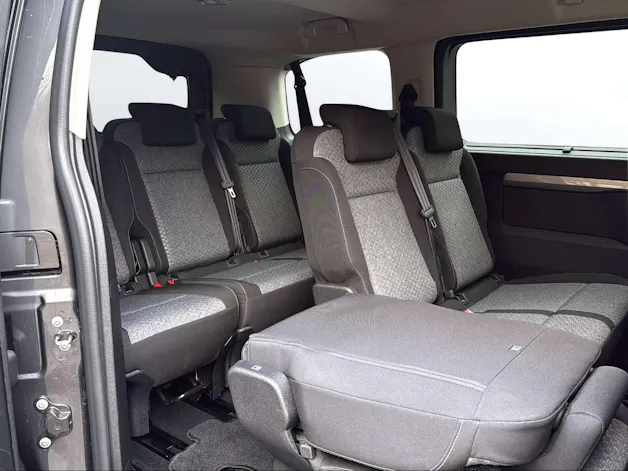 Toyota PROACE Verso L1 2.2 D Trend