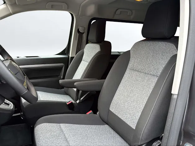 Toyota PROACE Verso L1 2.2 D Trend