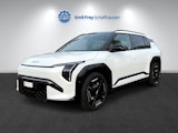 First vehicle image