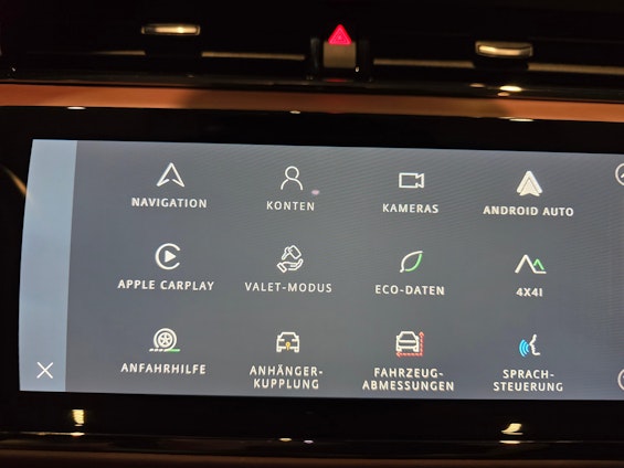 Vehicle image 16 Vehicle image 16