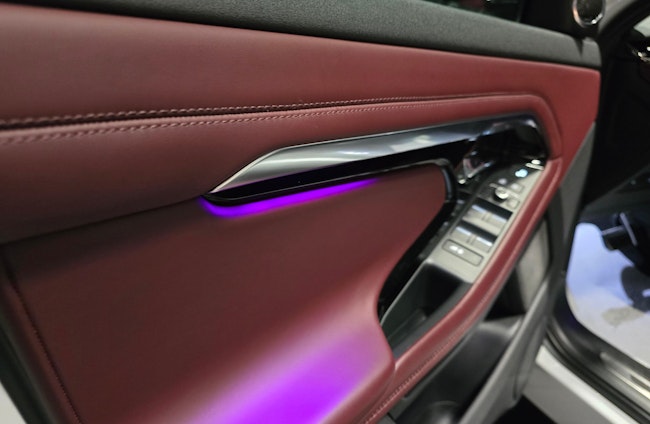 Vehicle image 6 Vehicle image 6