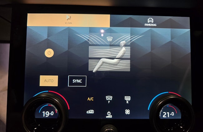 Vehicle image 11 Vehicle image 11