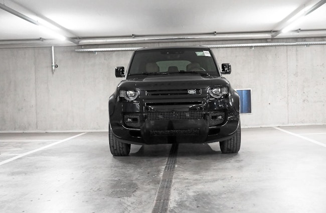 Vehicle image 4 Vehicle image 4