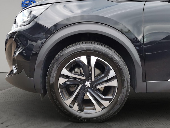 Vehicle image PEUGEOT 2008