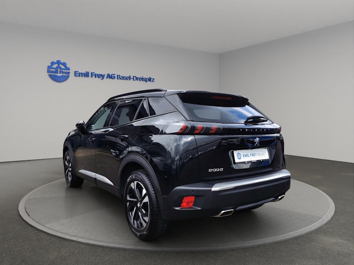 Vehicle image PEUGEOT 2008