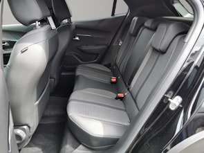 Vehicle image PEUGEOT 2008 1.2 PureTech 130 Allure Pack