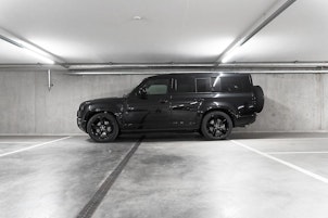 Vehicle image LAND ROVER Defender 130 3.0 D I6 X-Dynamic SE