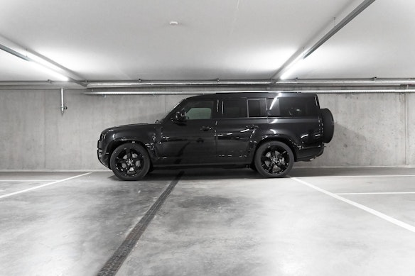 LAND ROVER Defender 130 3.0 D I6 X-Dynamic SE 2