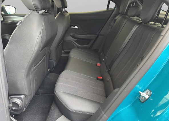 Vehicle image 7 Vehicle image 7