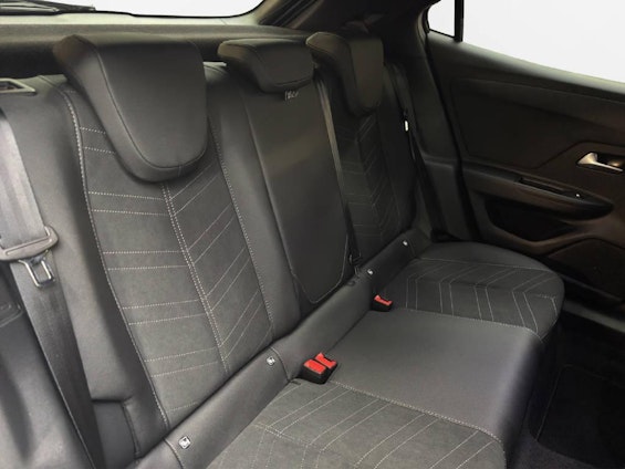 Vehicle image 7 Vehicle image 7