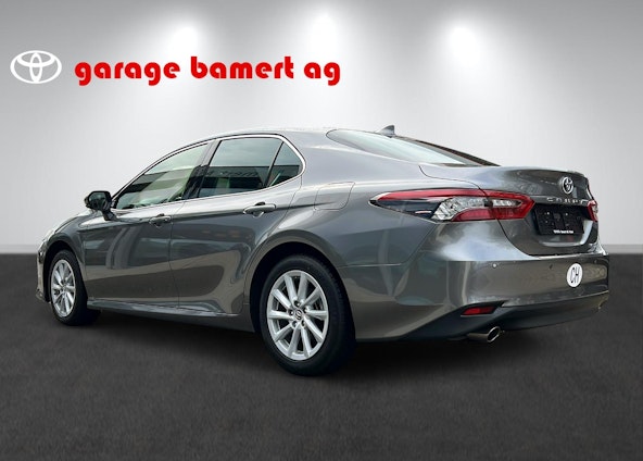 Vehicle image 3 Vehicle image 3