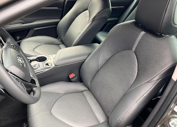 Vehicle image 9 Vehicle image 9