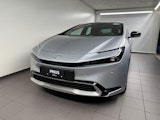 First vehicle image