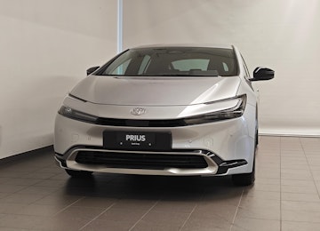 Vehicle image TOYOTA Prius 2.0 Plug-In-Hybrid Style Vehicle image TOYOTA Prius 2.0 Plug-In-Hybrid Style