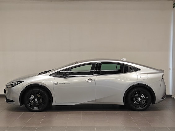 Vehicle image 2 Vehicle image 2