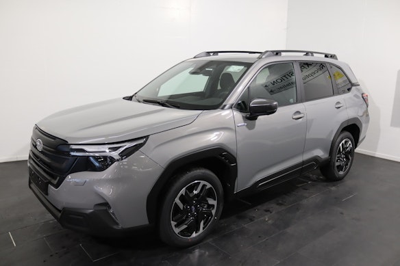 SUBARU Forester Station 2.0i e-Boxer Swiss Plus 0