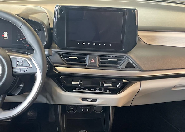 Fahrzeugbild 10 Fahrzeugbild 10