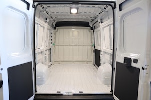 Vehicle image TOYOTA PROACE MAX Van 3.5 L2H2 2.2 D Active